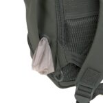Yoska Olive Detail